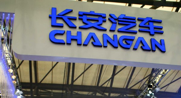 小麦策略 理想汽车CEO李想：目标到年底在高端纯电赛道“保五争三”
